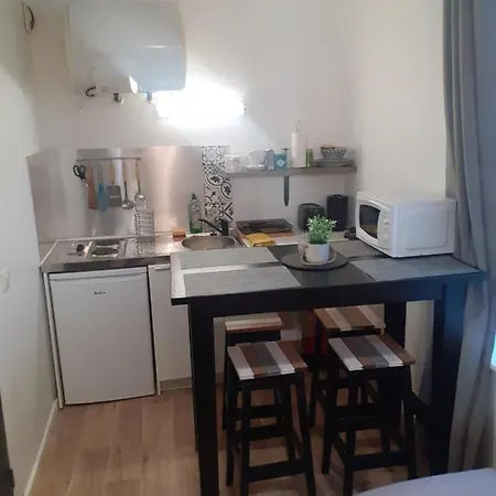 Charmant Petit Studio Au Coeur De * Figeac